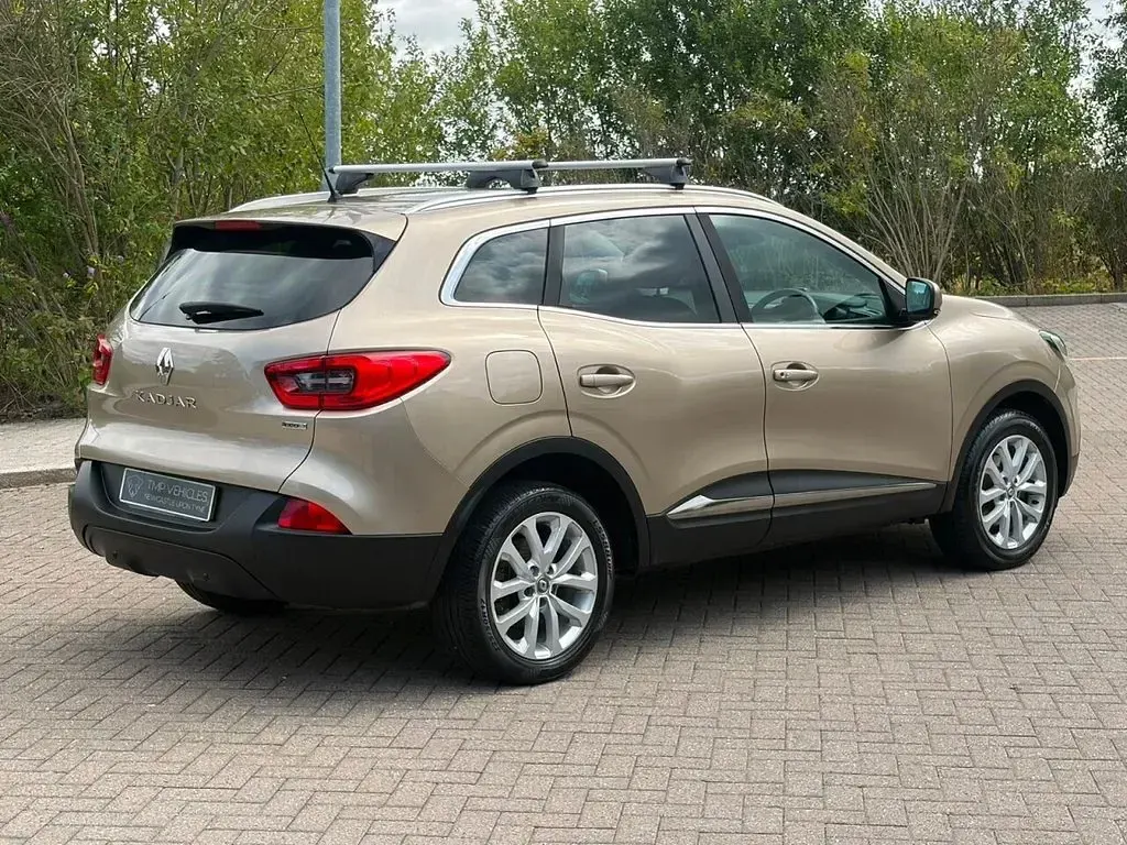 Used Renault Kadjar Dynamique 110 HP (80 kW) 2017 Beige SUV