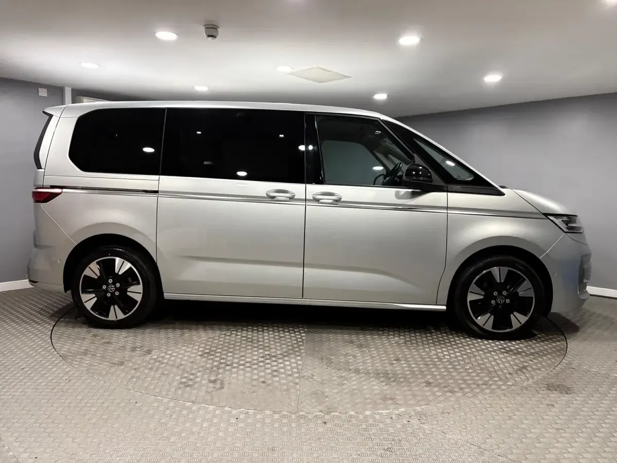 Used VW Multivan Style 147 HP (108 kW) 2022 Silver MPV