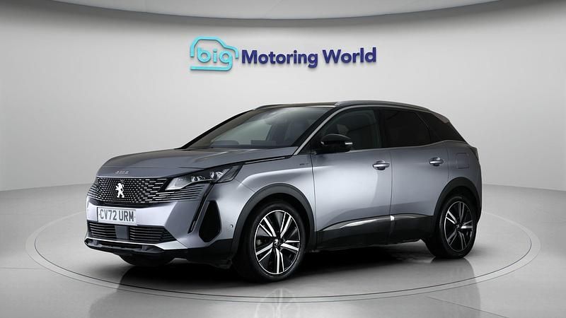 Used Peugeot 3008 Premium 221 HP (162 kW) 2022 SUV