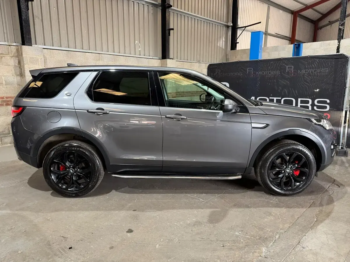 Used Land Rover Discovery Sport HSE 180 HP (132 kW) 2017 Grey SUV