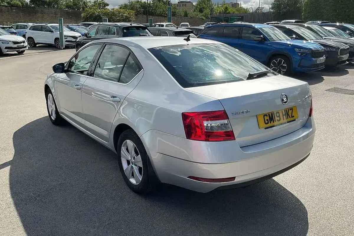 Used Skoda Octavia SE Technology 85 HP (62 kW) 2019 Silver Hatchback