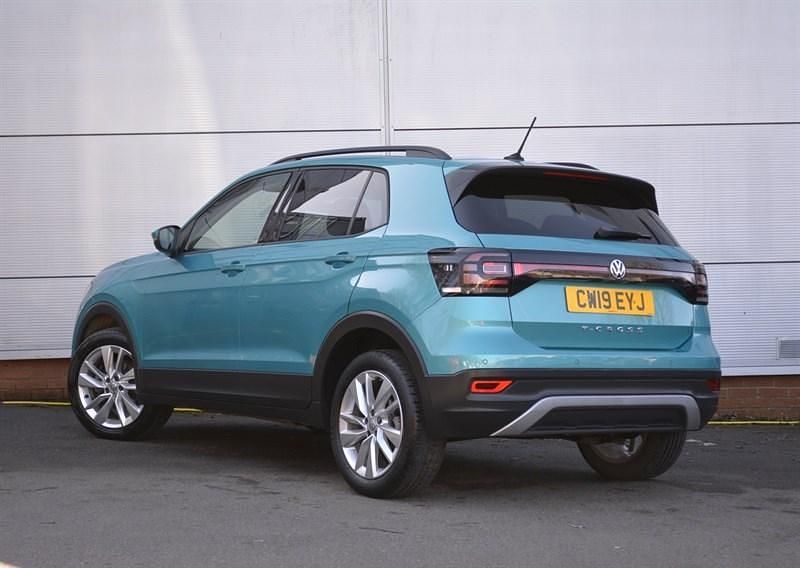 Used VW T-Cross SE 115 HP (84 kW) 2019 Makena turquoise exclusive SUV