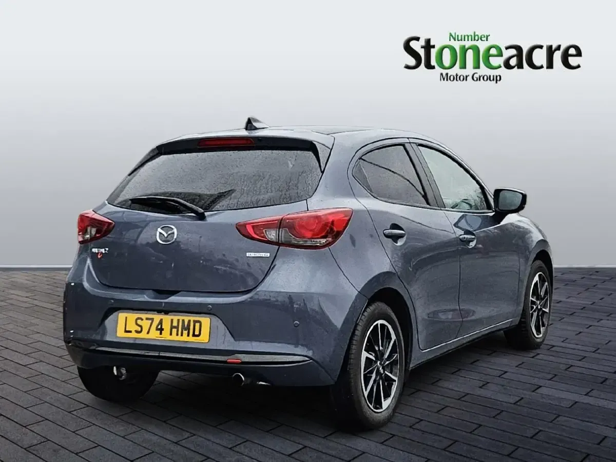 Begagnad Mazda 2 Homura-Aka 90 HK (66 kW) 2024 Grå Halvkombi