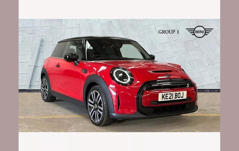 Chili red Used 2021 Mini Cooper S Level 2 Hatchback | £12,995 (Fair price) - Image 1/4