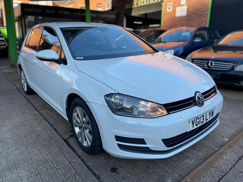 Used VW Golf VII SE 2013 White Hatchback