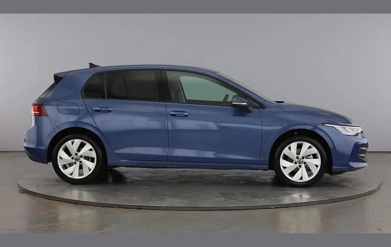 Used VW Golf VIII Match 147 HP (108 kW) 2024 Blue Hatchback