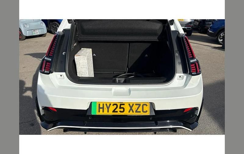 Used Alpine A290 161 kW (220 HP) 2025 Other Hatchback