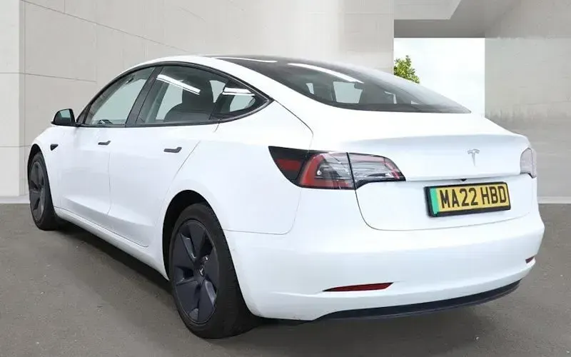 Used Tesla Model 3 Standard Range 180 kW (245 HP) 2021 Sedan