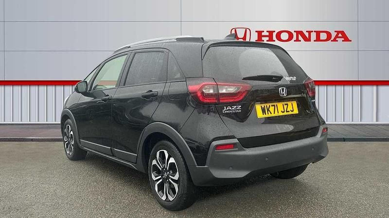Used Honda Jazz Hybrid 109 HP (80 kW) 2022 Crystal black  pearl Hatchback