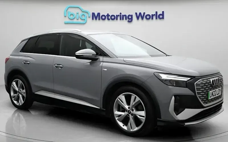 Second-hand Audi Q4 e-tron S-Line 150 kW (204 CP) 2022 SUV