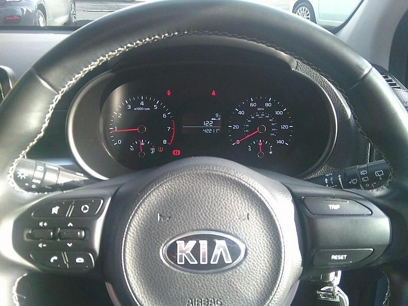 Used Kia Picanto 2018 Blue Hatchback