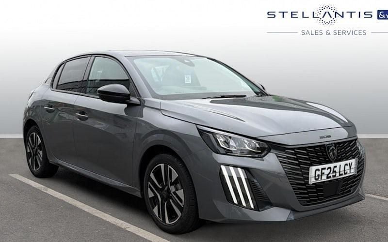 Used Peugeot 208 Allure 101 HP (74 kW) 2025 Hatchback