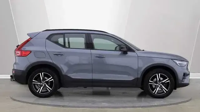 Used Volvo XC40 Plus 197 HP (144 kW) 2023 Grey SUV