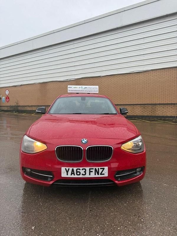 Used BMW 116 Sport Line 2014 Red Hatchback