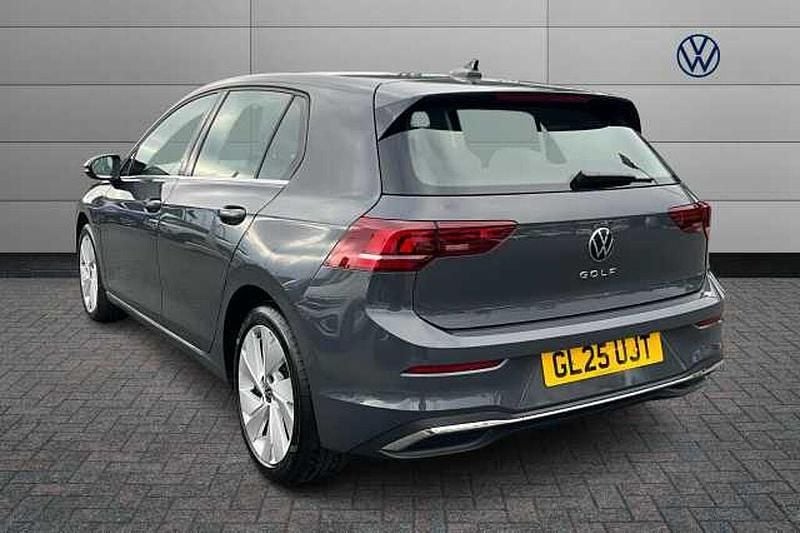 Used VW Golf VIII Style 150 HP (110 kW) 2025 Grey Hatchback