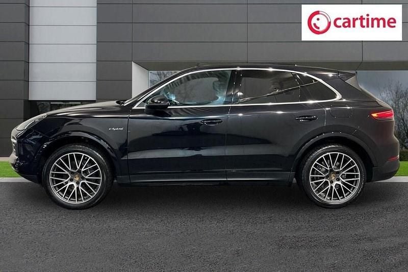 Used Porsche Cayenne 462 HP (339 kW) 2021 Black SUV