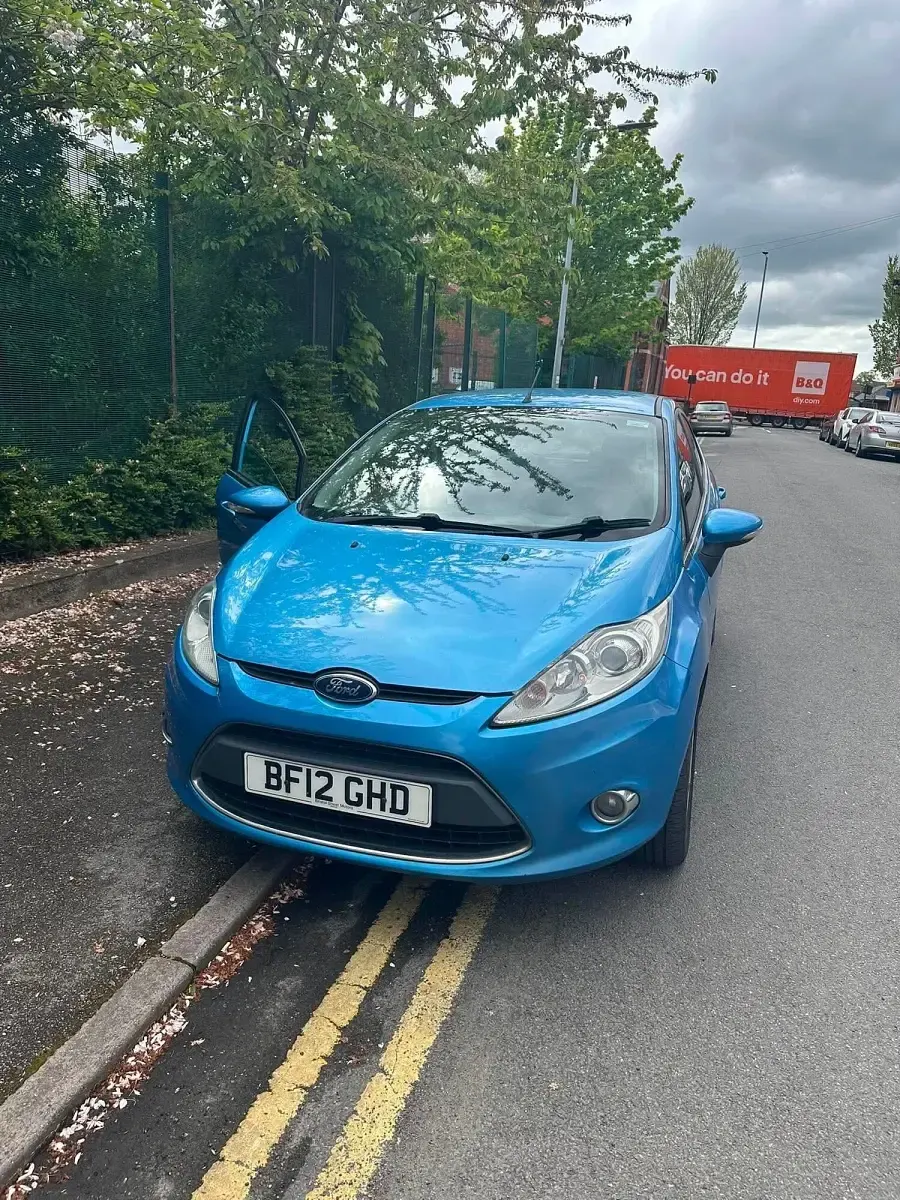 Used Ford Fiesta Zetec 2012 Blue Hatchback