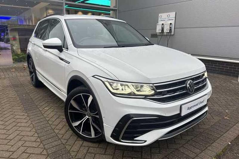 White Used 2023 VW Tiguan R-line SUV | £26,489 (Fair price) - Image 1/4