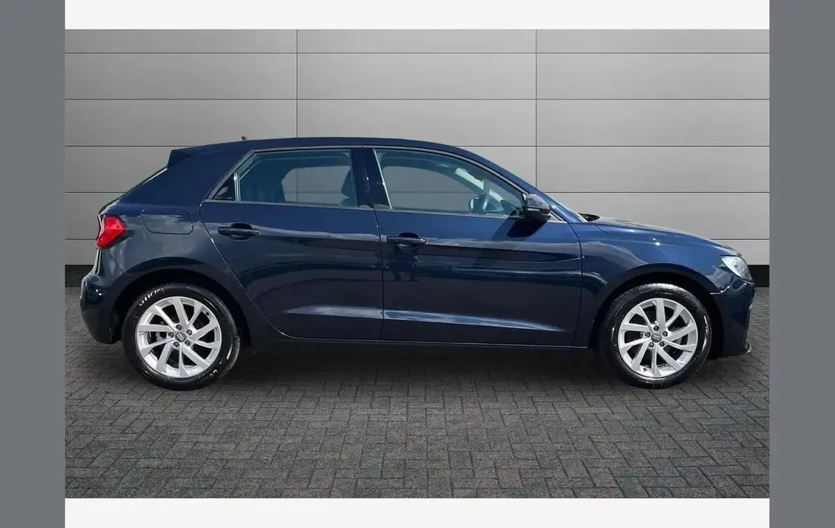 Used Audi A1 Sport 113 HP (83 kW) 2020 Blue SUV