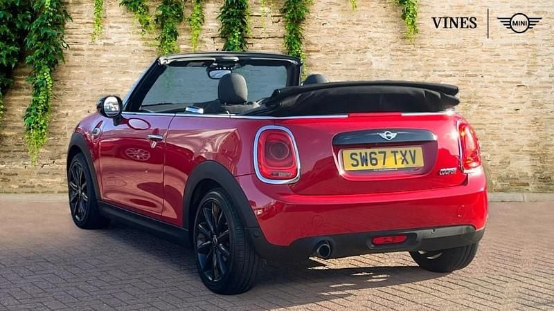 Used Mini Cooper 134 HP (98 kW) 2018 Red Hatchback