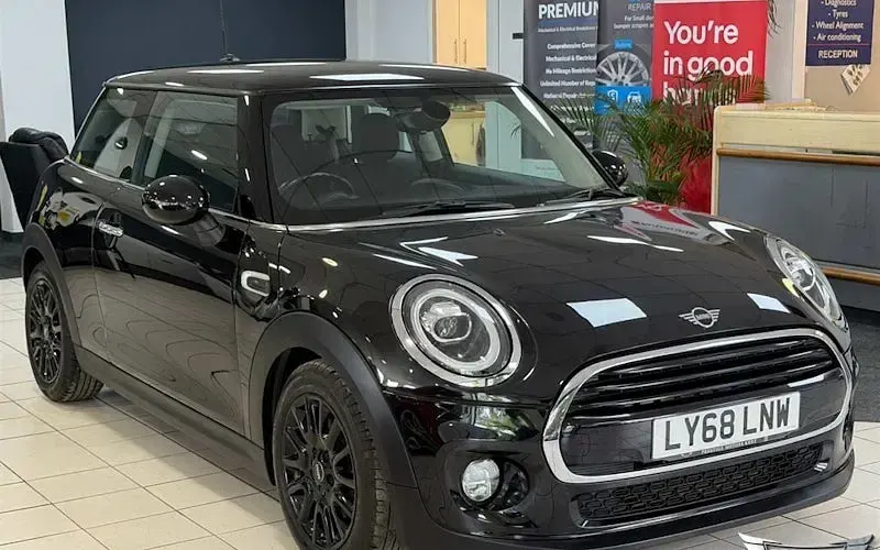 Usado Mini Cooper Hatch 136 HP (100 kW) 2018 Citadino