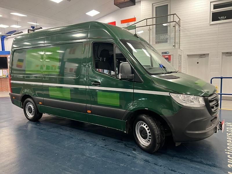 Begagnad Mercedes Sprinter 163 HK (119 kW) 2019 Grön Van