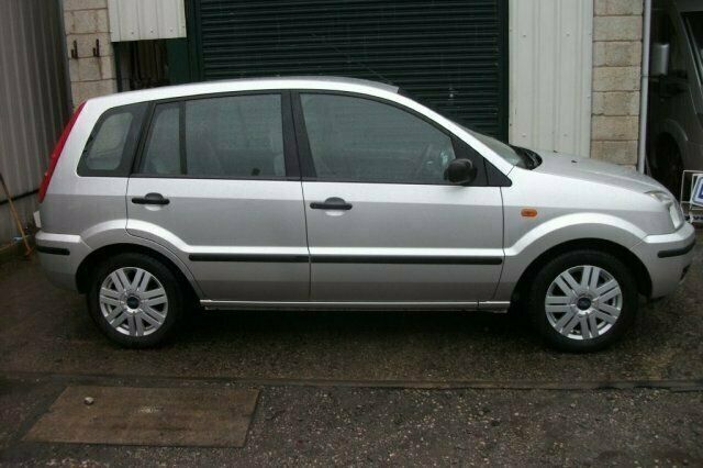 Used Ford Fusion 2004 Estate