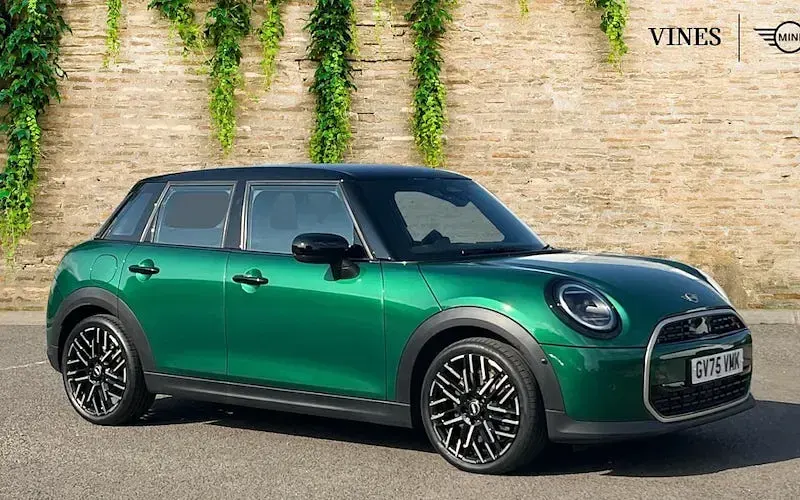 Used Mini Cooper Exclusive 150 kW (204 HP) 2026 Hatchback