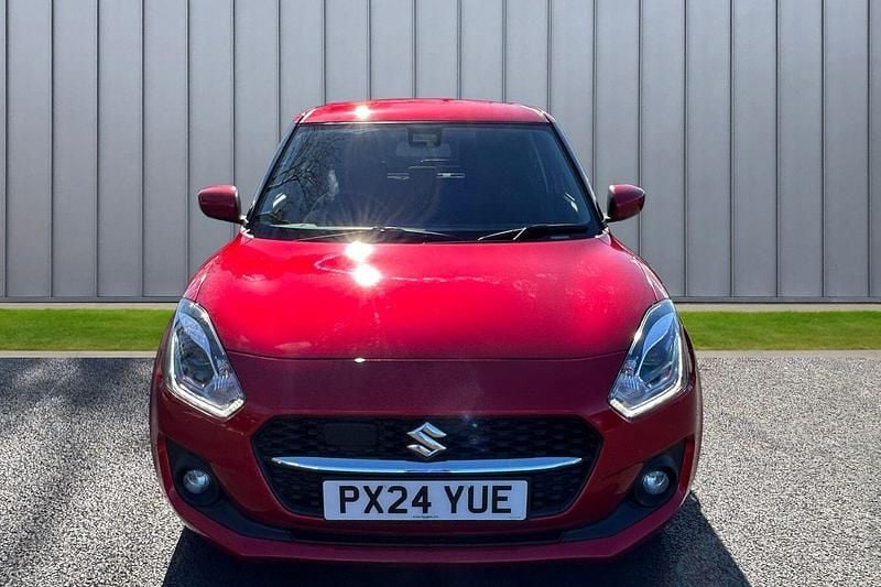 Usado Suzuki Swift SZ-T 2024 Rojo Utilitario
