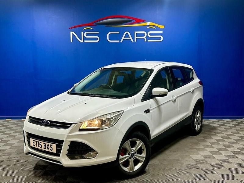 White Used 2015 Ford Kuga Zetec SUV | £9,299 (Good price) - Image 1/4