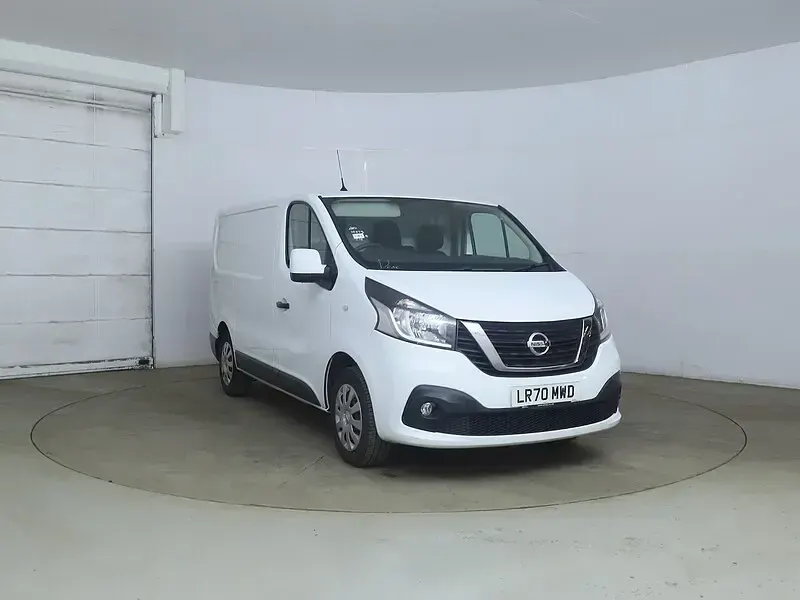 Used Nissan NV300 Acenta 120 HP (88 kW) 2020 White Van