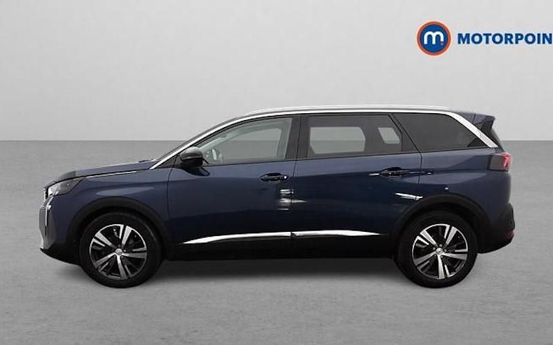 Used Peugeot 5008 Allure 131 HP (96 kW) 2022 Blue SUV