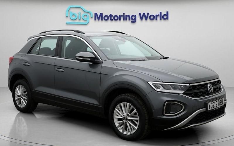 Used VW T-Roc Life 150 HP (110 kW) 2025 SUV