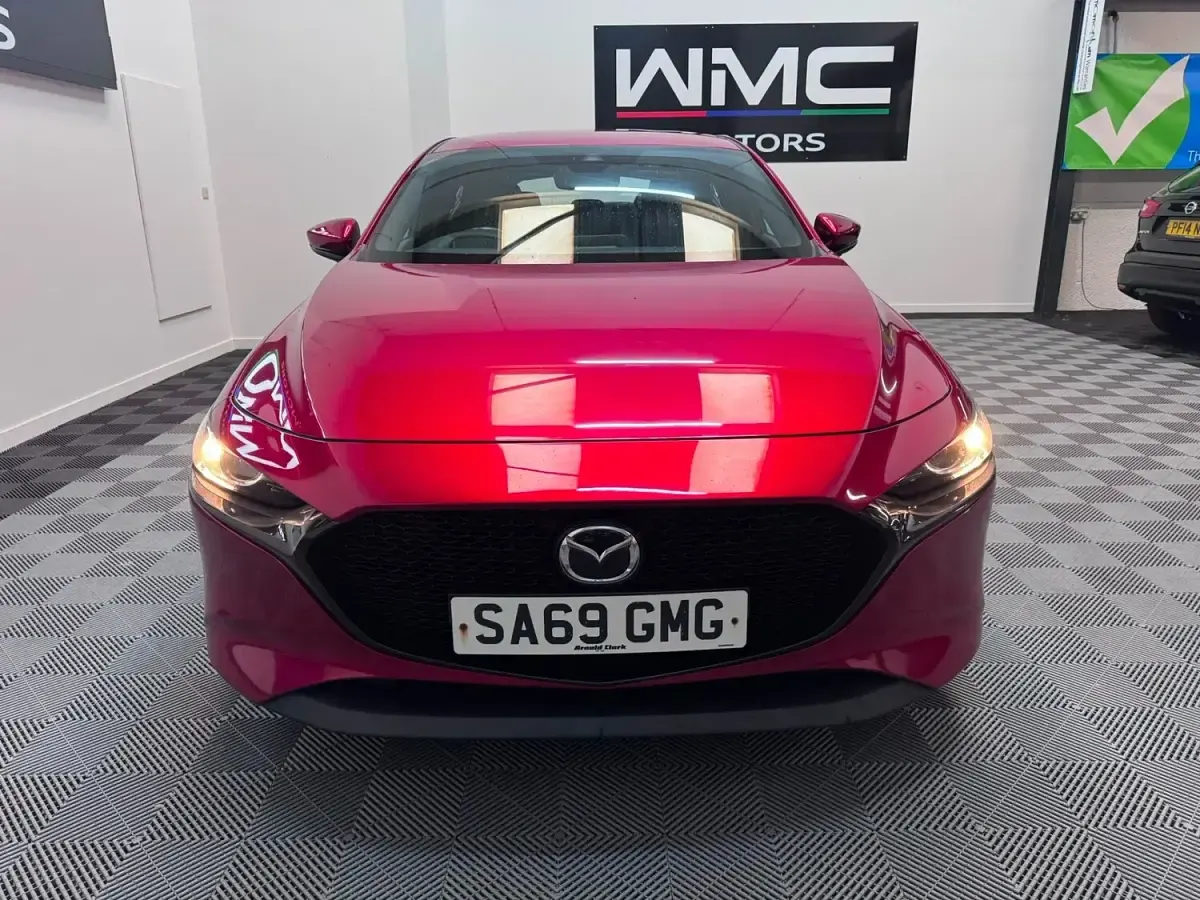 Used Mazda 3 116 HP (85 kW) 2019 Red Hatchback