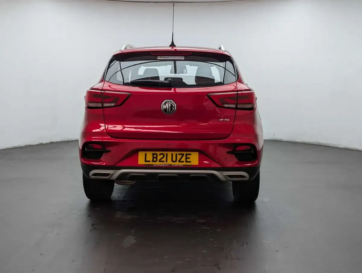 Used MG ZS Exclusive 106 HP (77 kW) 2021 Red SUV