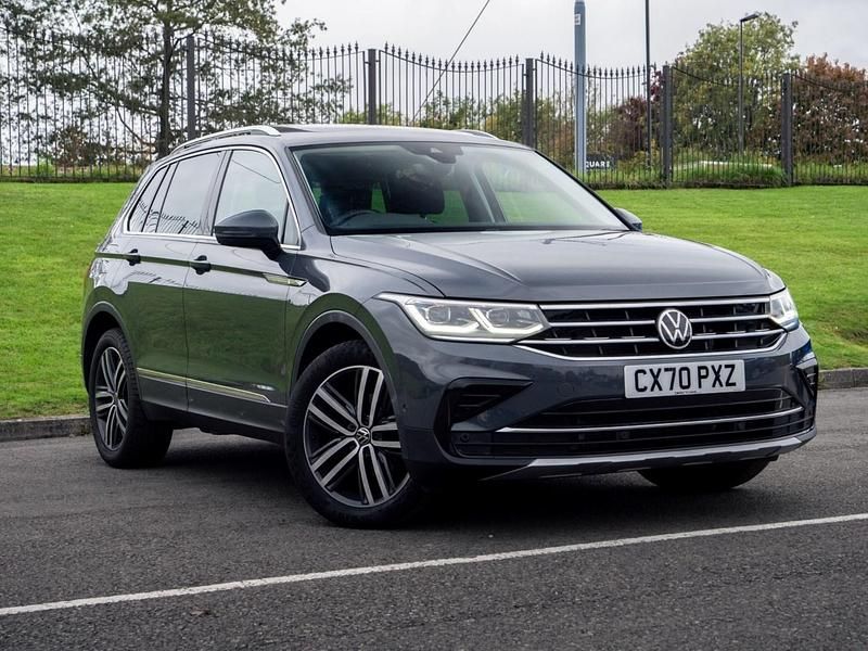 Dolphine grey Used 2020 VW Tiguan Elegance SUV | £21,989 (Fair price) - Image 1/4
