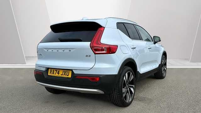 Used Volvo XC40 Ultra 161 HP (118 kW) 2025 SUV