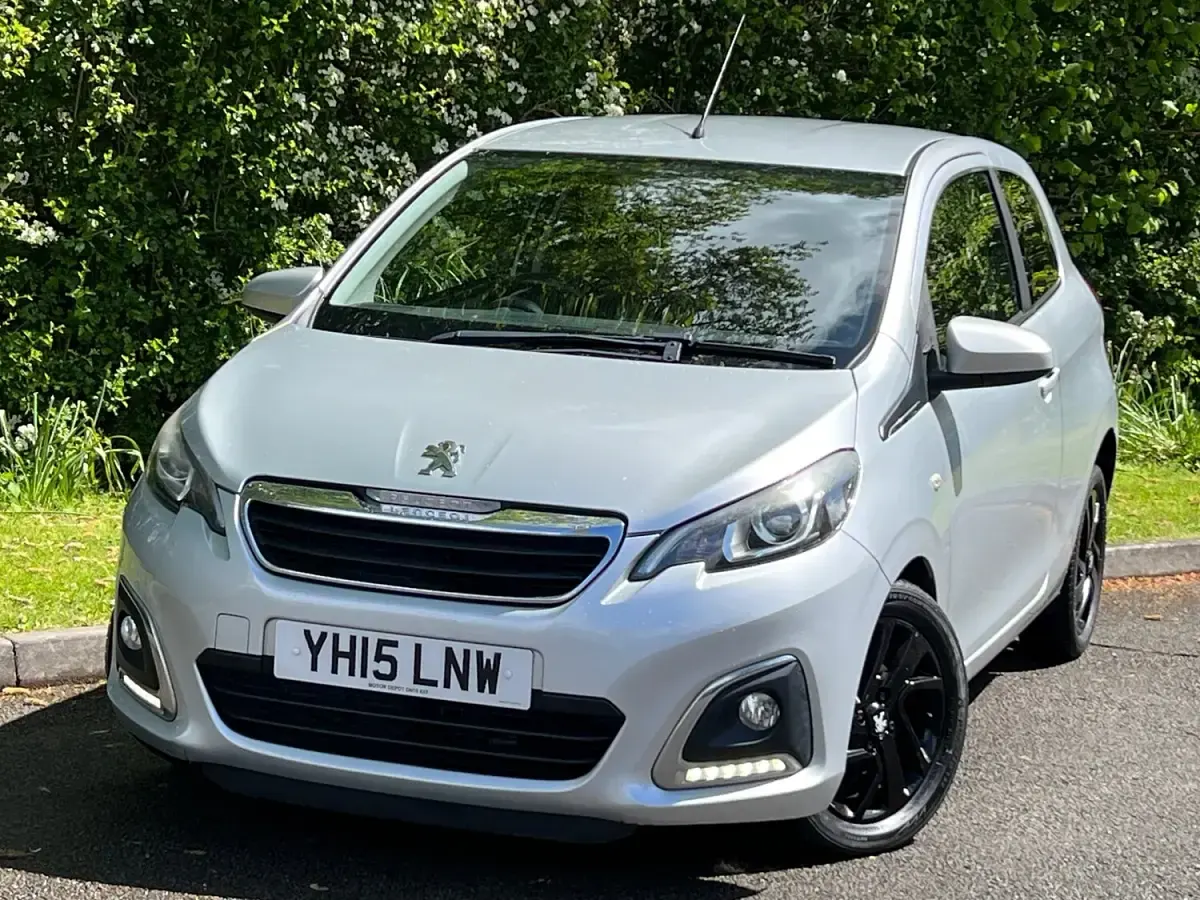 Used Peugeot 108 Allure 82 HP (60 kW) 2015 Silver Hatchback