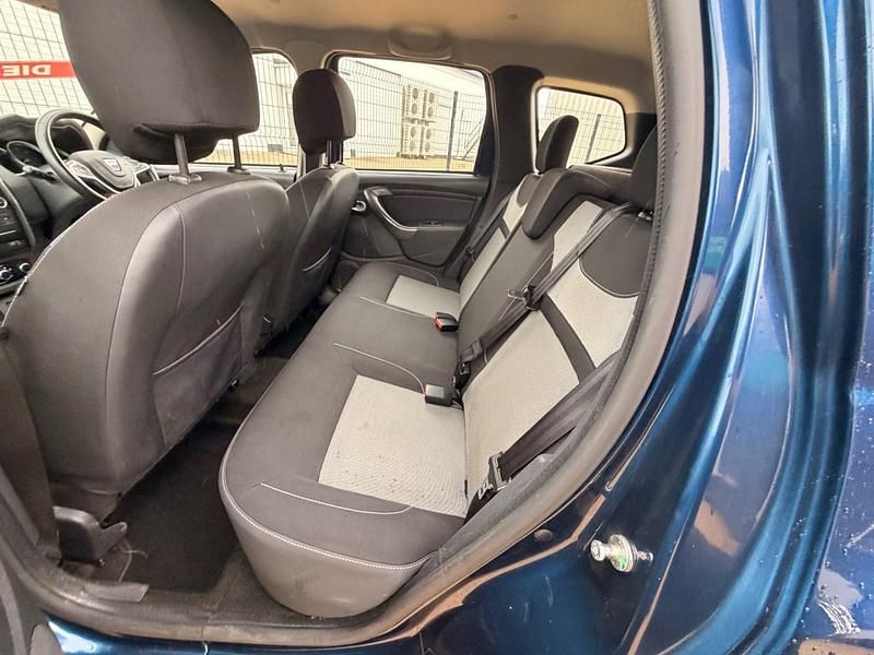 Used Dacia Duster Lauréate 2017 Blue SUV