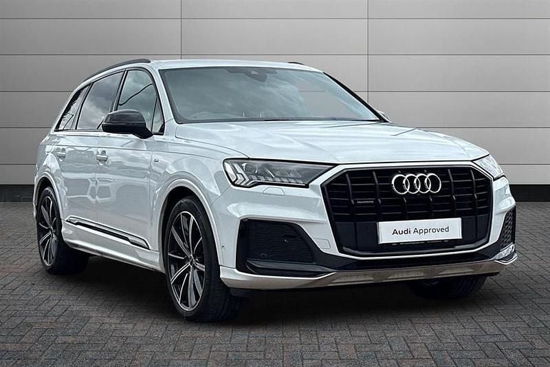 Glacier white Used 2023 Audi Q7 Black Edition SUV | £50,799 (Fair price) - Image 1/4