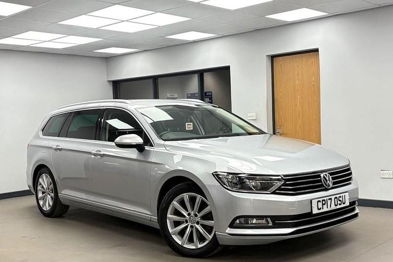 Silver Used 2017 VW Passat Business Estate | £11,979 (Good price) - Image 1/1
