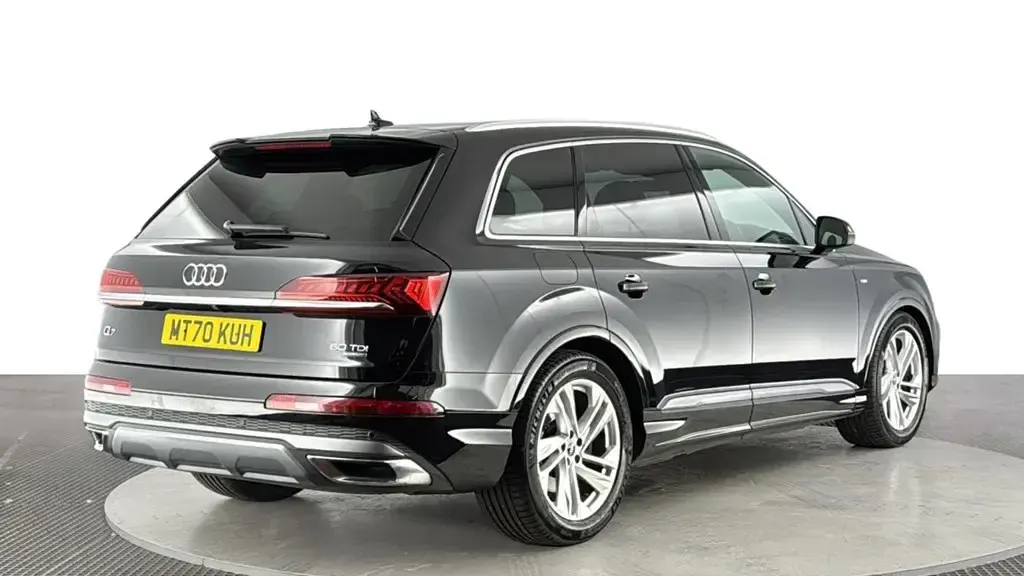Usado Audi Q7 S-Line 286 CV (210 kW) 2020 Negro SUV