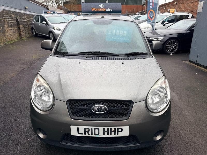 Used Kia Picanto 64 HP (47 kW) 2010 Silver Hatchback