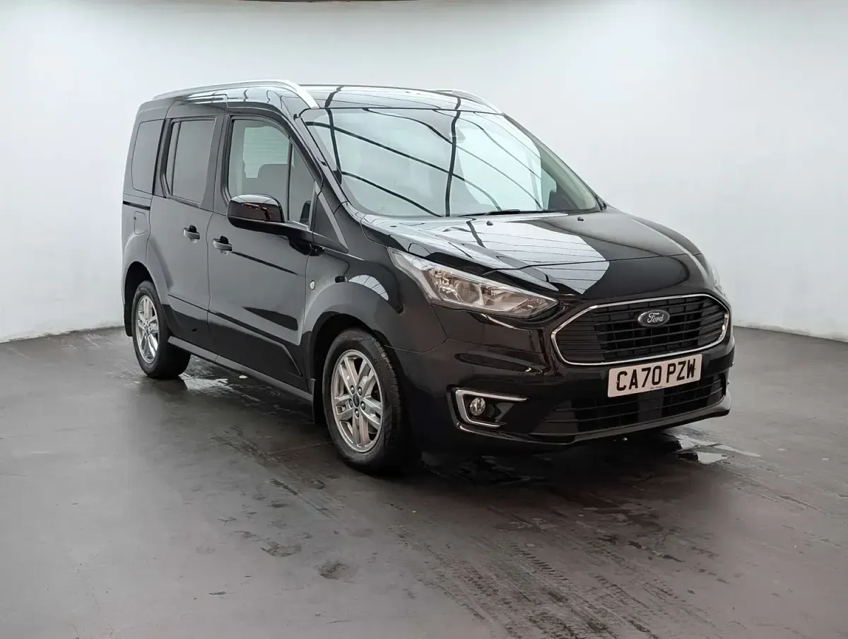 Used Ford Tourneo Connect Titanium 120 HP (88 kW) 2020 Black MPV