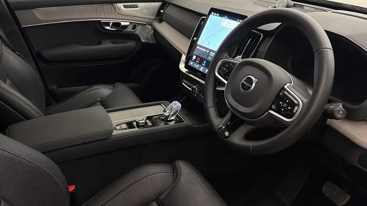 Used Volvo XC90 Ultra 455 HP (334 kW) 2025 Bright dusk SUV
