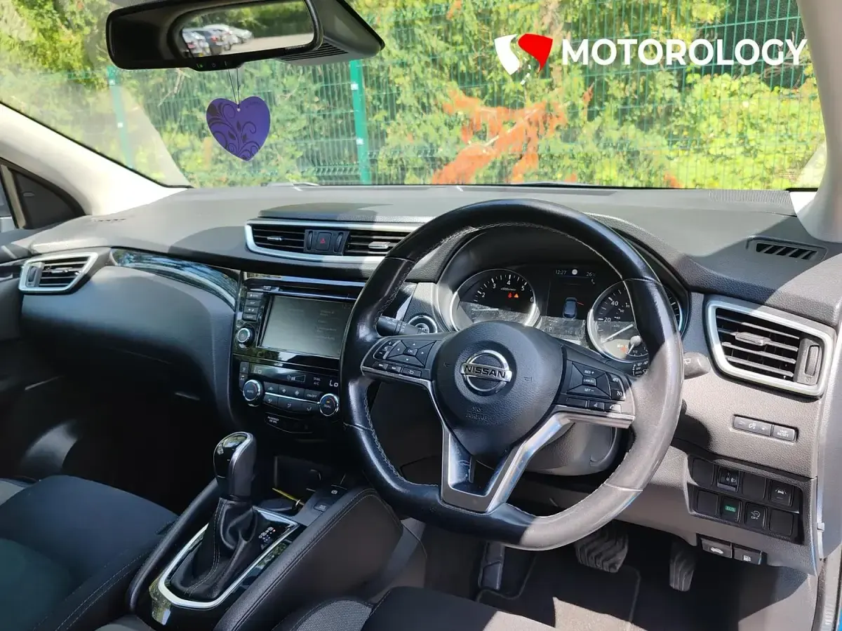 Used Nissan Qashqai N-Connecta 160 HP (117 kW) 2020 Blue SUV