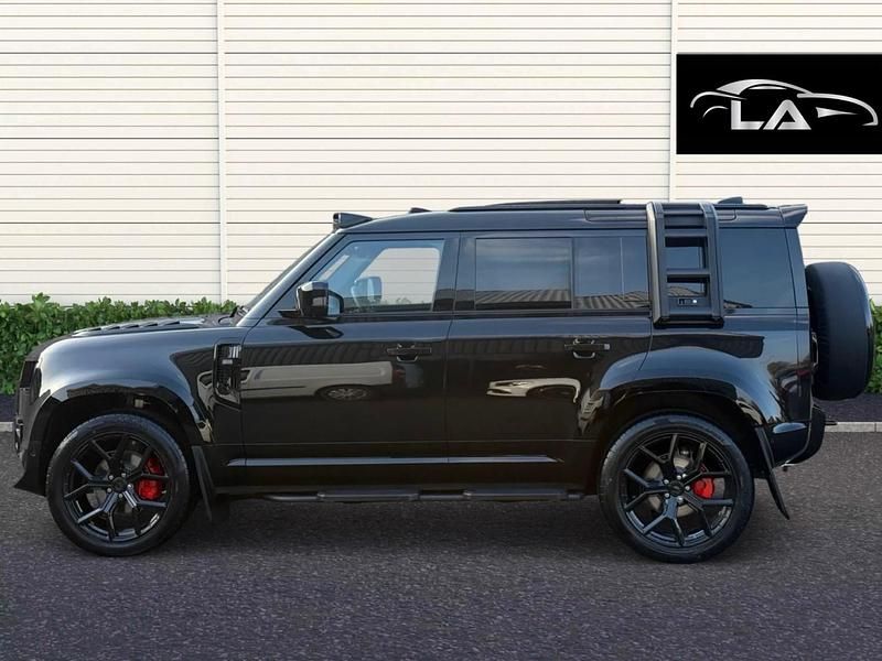 New Land Rover Defender SE Dynamic 2026 Black SUV