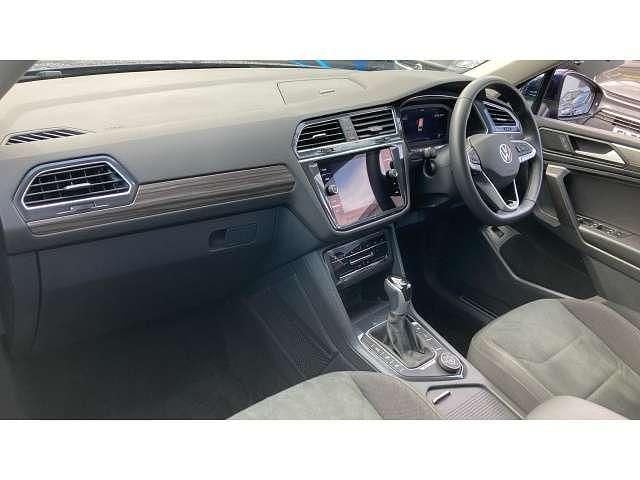 Image 2/4