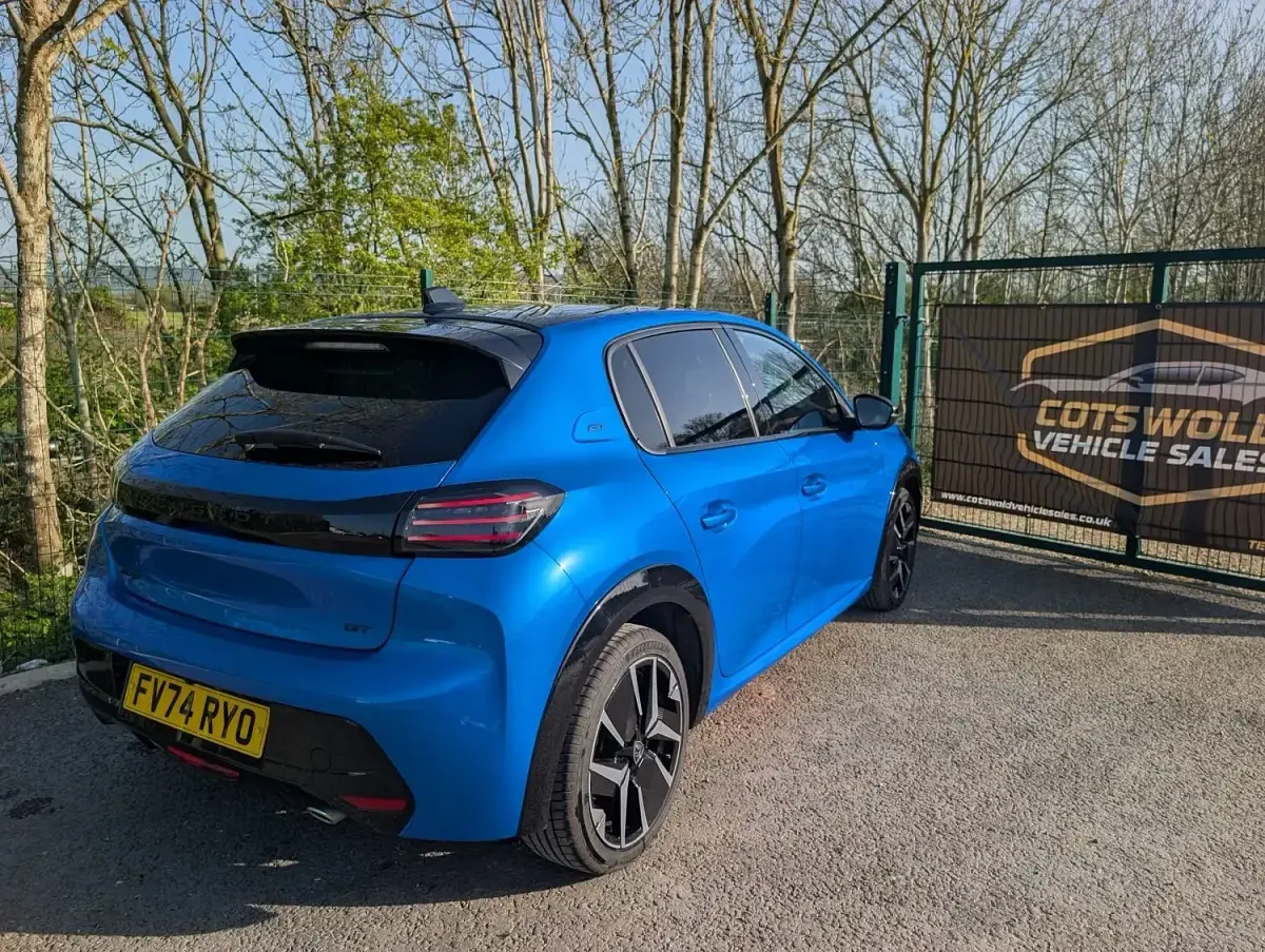 Used Peugeot 208 GTi 100 HP (73 kW) 2024 Blue Hatchback