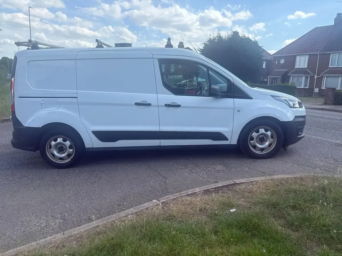 Used Ford Transit Connect 2022 White MPV